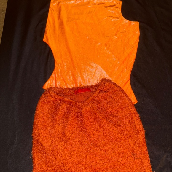 Two piece Top & Bottom - Picture 4 of 6